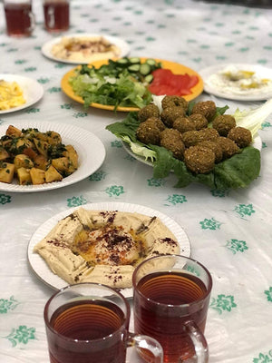 Marwa Table Cover Roll مشمع مفرش بلستك - مشمع ارضية معشب اخضر - مفرش طاولة مطرز - مفرش مفارش منزلية - مفرش رمضان - مفارش مطبخ - مفارش طاولات تركيه رول سفره Halal sufra for Ramadan (164FT / 50M)